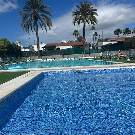 Oasis Ii - Your Private Retreat With Jacuzzi 펜션 플라야 델 잉글스