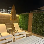 Oasis Ii - Your Private Retreat With Jacuzzi Prázdninový dům