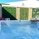 Oasis Ii - Your Private Retreat With Jacuzzi Playa del Inglés