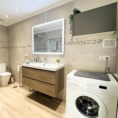 Oasis Ii - Your Private Retreat With Jacuzzi Playa del Inglés