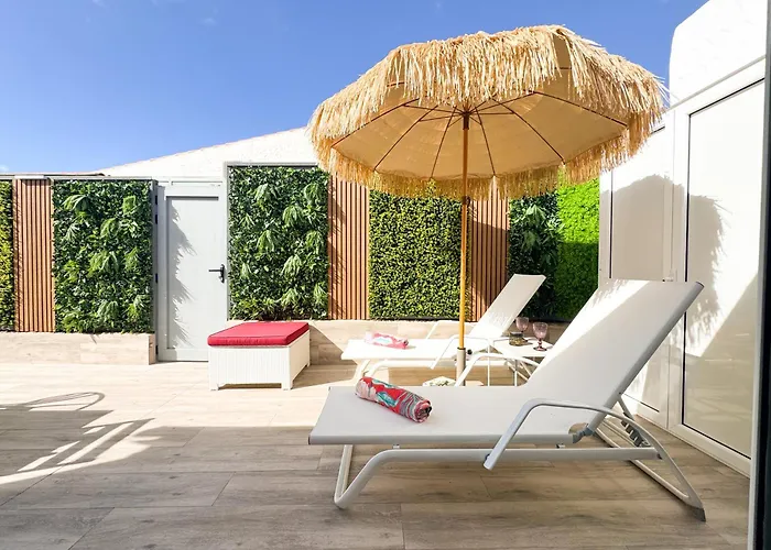 Hébergement de vacances Oasis Ii - Your Private Retreat With Jacuzzi Playa del Inglés